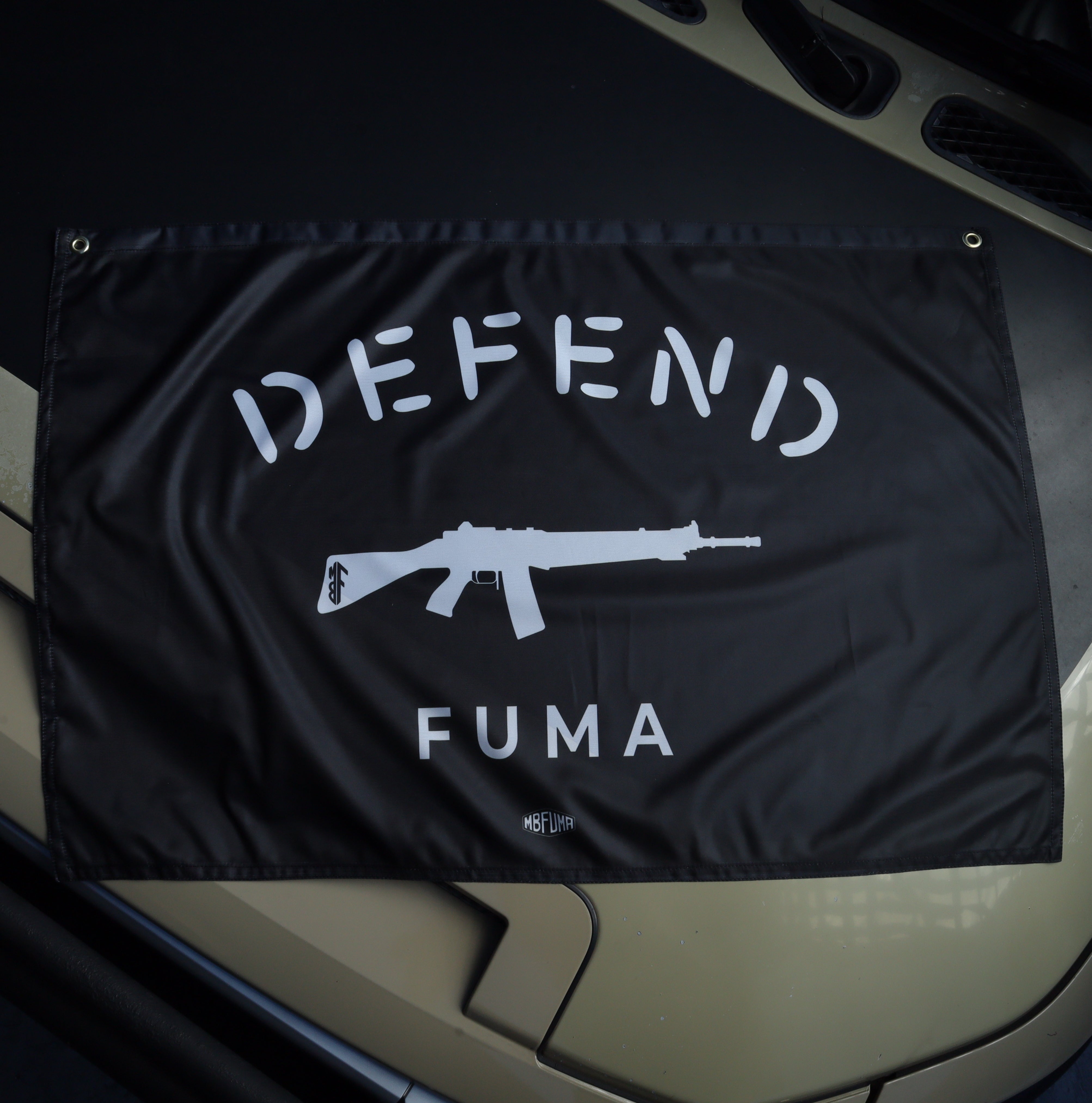 Deefsend DEFEND FUMA Flag – MBFUMA